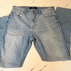 Hollister Men's Relaxed Light Blue Jeans